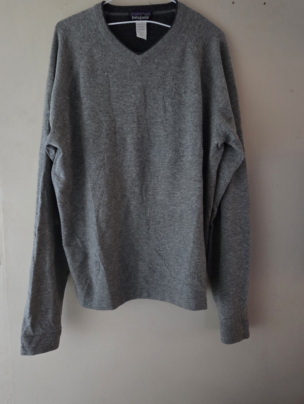 Patagonia 100% Cashmere Men's VNeck